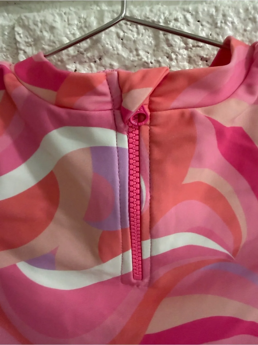Girls' Pink Waves Swirl Long Sleeve Rashguard Set - Sun Protective Swimwear